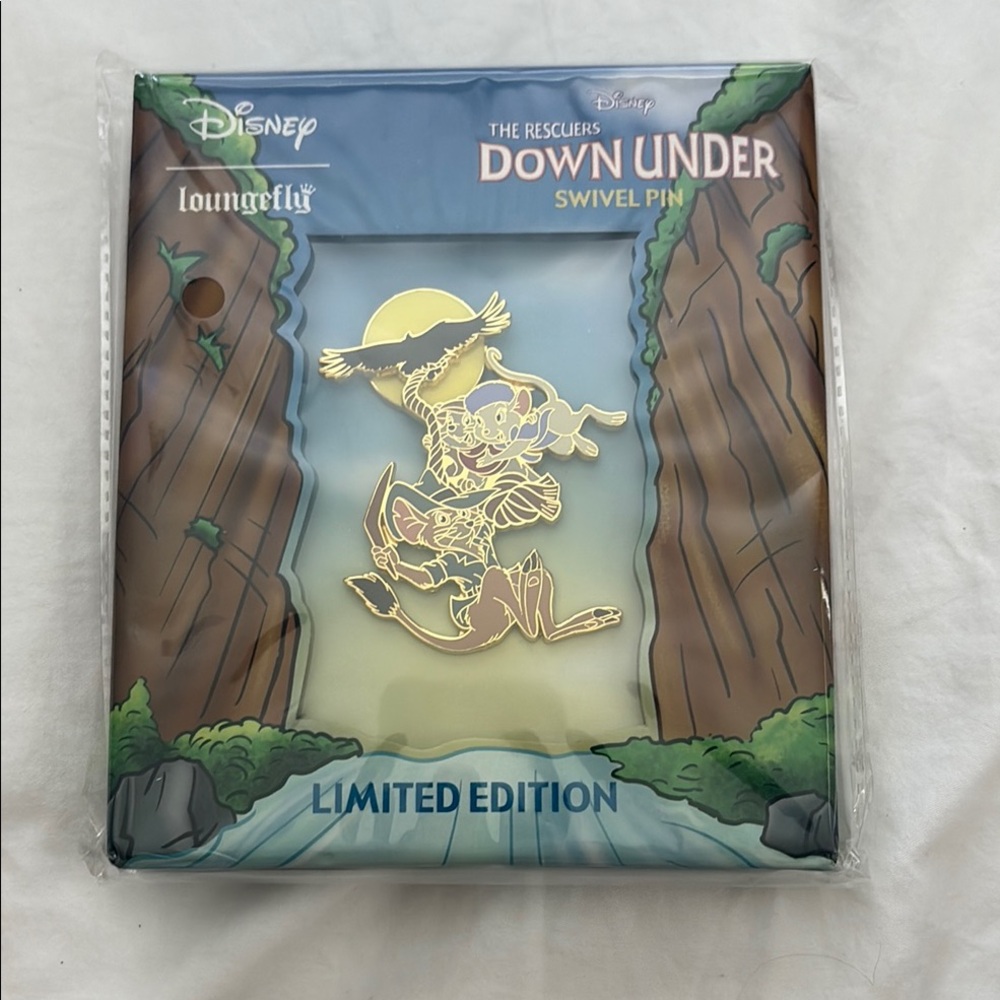 Disney The Rescuers Down Under Gold Swivel Pin